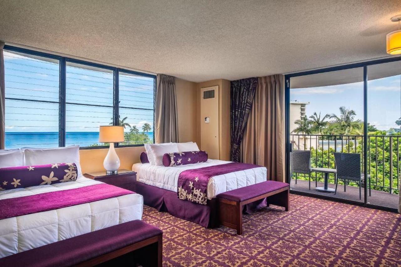Castle Hilo Hawaiian Hotel Exterior photo