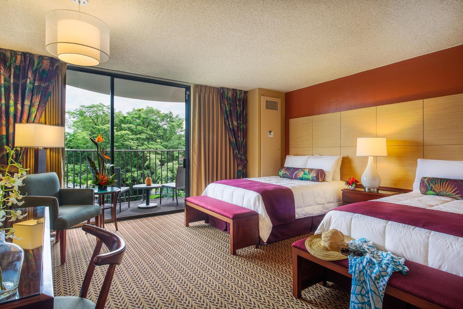 Castle Hilo Hawaiian Hotel Exterior photo
