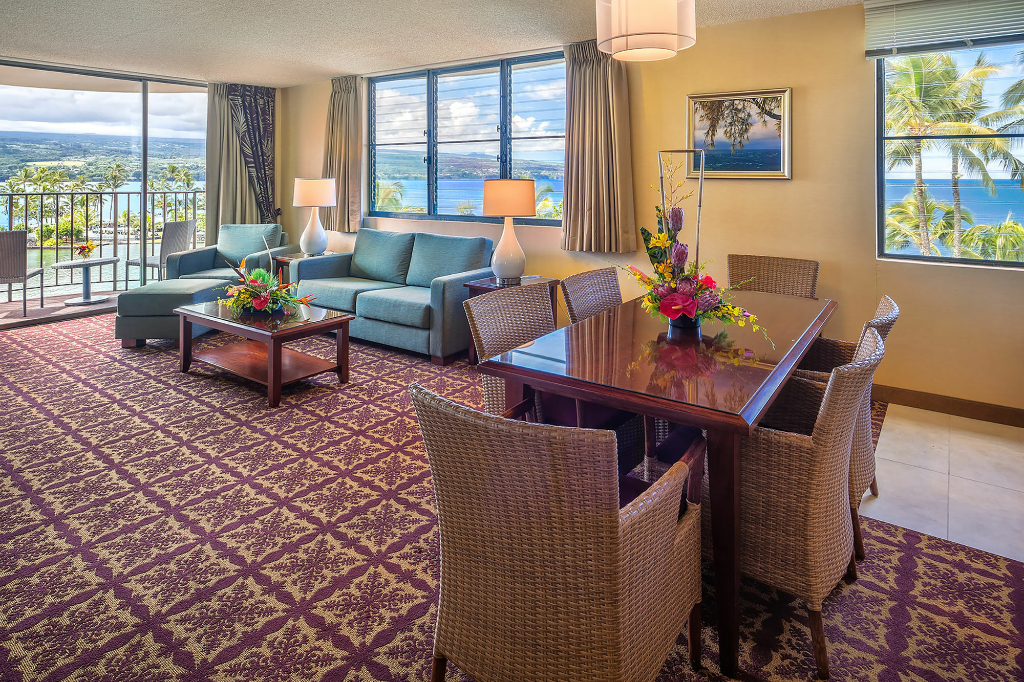Castle Hilo Hawaiian Hotel Exterior photo
